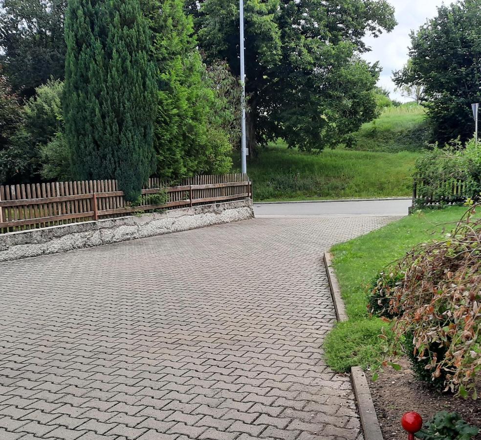 Ferienwohnung Kopold "Im Alten Schulhaus" Pottmes Eksteriør billede